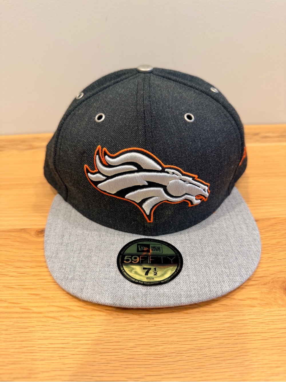 New Era Denver Broncos Charcoal and Light Gray 59FIFTY Fitted Hat